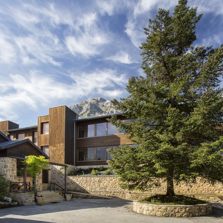 Orizontes Tzoumerkon Hotel Resort Pramanta Ngoại thất bức ảnh